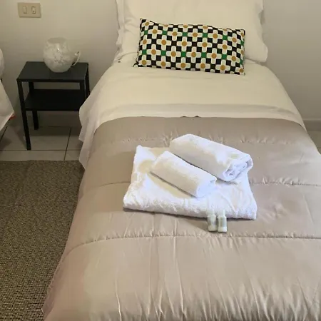 La Casetta Di Lorenzo Apartmán *